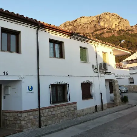 Casa Rincon De * كازورلا